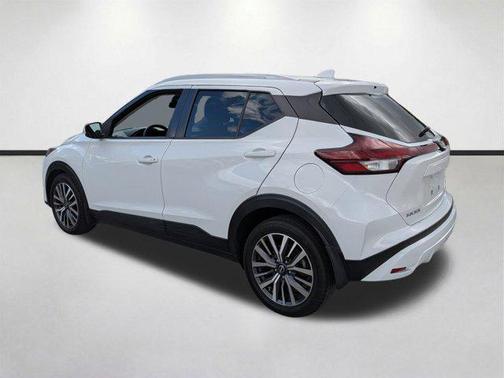 Fresh Powder 2022 Nissan Kicks SV