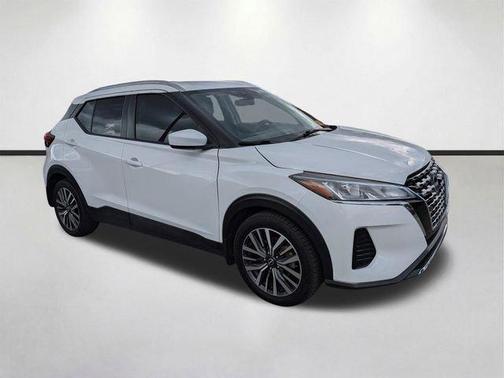 Fresh Powder 2022 Nissan Kicks SV