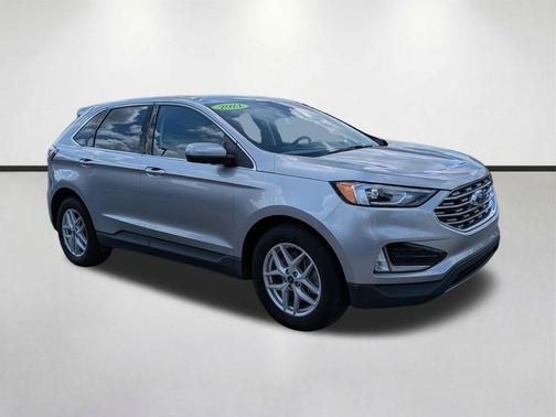 Iconic Silver Metallic 2021 Ford Edge SEL