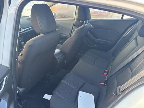 2017 Mazda Mazda3 Sport