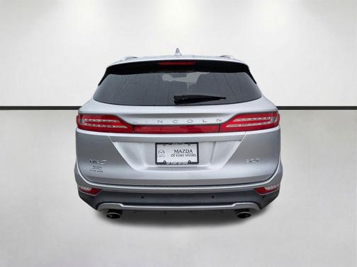 Ingot Silver Metallic 2017 Lincoln MKC Reserve