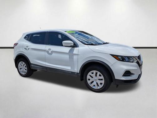 Glacier White 2020 Nissan Rogue Sport S