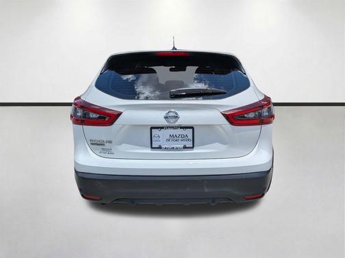 Glacier White 2020 Nissan Rogue Sport S