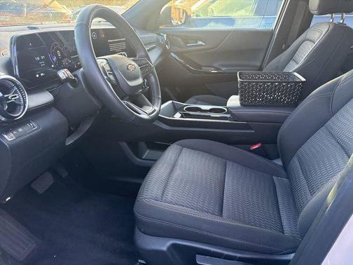 Summit White 2025 Chevrolet Equinox 1LT