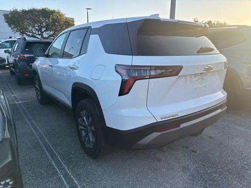Summit White 2025 Chevrolet Equinox 1LT