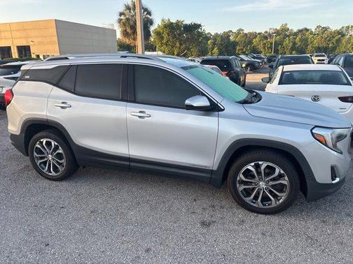 2020 GMC Terrain SLT