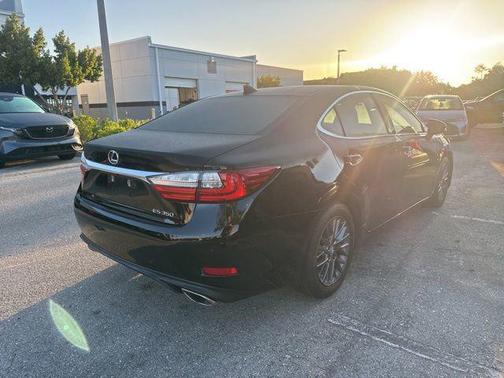 Obsidian 2018 Lexus ES 350 Base