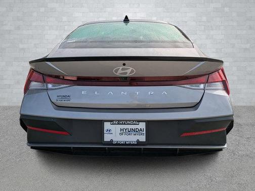 2025 Hyundai ELANTRA Sport
