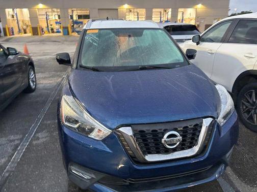 2019 Nissan Kicks SR