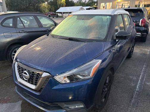 2019 Nissan Kicks SR