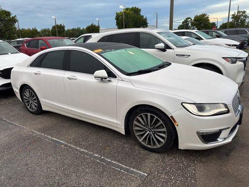 2017 Lincoln MKZ Base