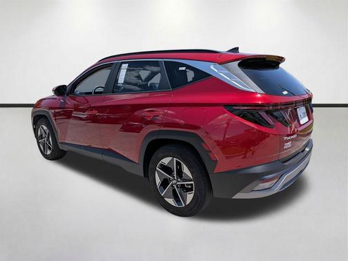 Ultimate Red 2025 Hyundai TUCSON SEL Convenience