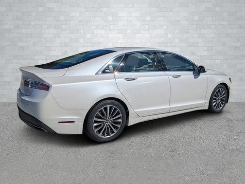 2018 Lincoln MKZ Select