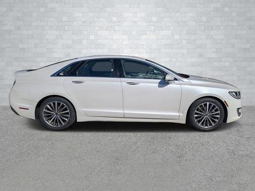 2018 Lincoln MKZ Select