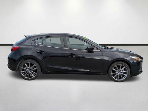 Jet Black Mica 2018 Mazda Mazda3 Touring
