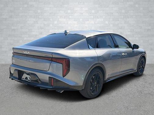 2025 Kia K4 GT-Line Turbo