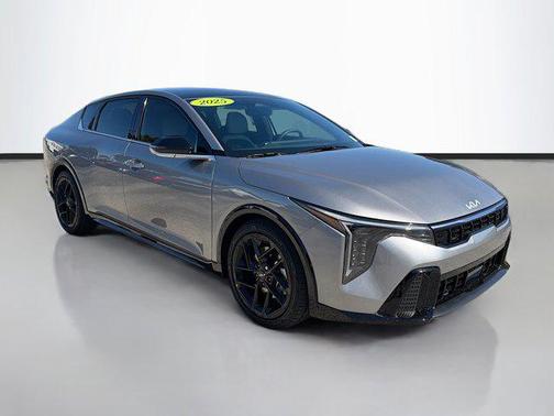 2025 Kia K4 GT-Line Turbo