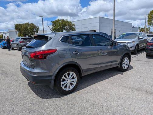 2018 Nissan Rogue Sport S