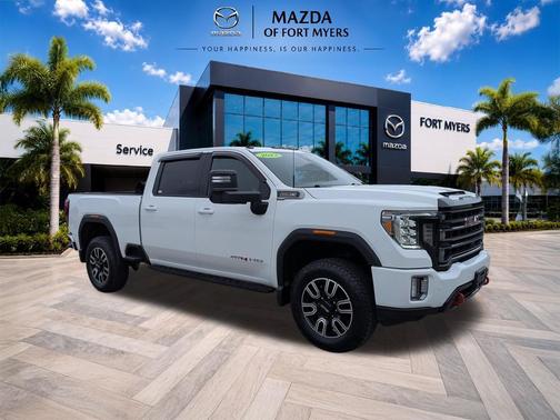Summit White 2023 GMC Sierra 2500 AT4