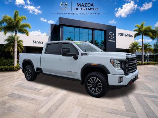 Summit White 2023 GMC Sierra 2500 AT4