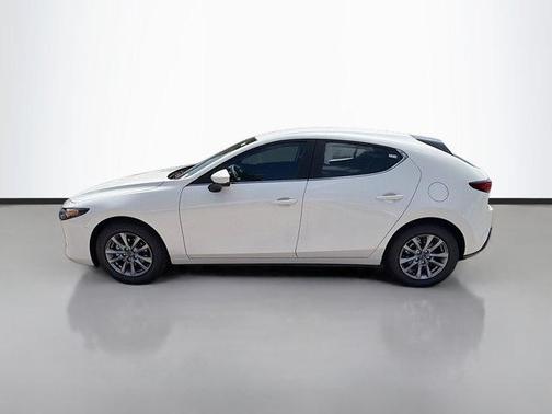 Snowflake White Pearl Mica 2026 Mazda Mazda3 FWD