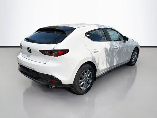 Snowflake White Pearl Mica 2026 Mazda Mazda3 FWD