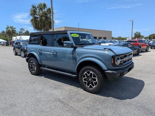 2021 Ford Bronco Outer Banks