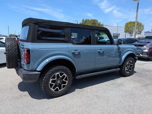 2021 Ford Bronco Outer Banks