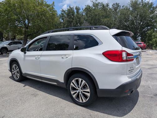 Crystal White Pearl 2020 Subaru Ascent Limited 7-Passenger