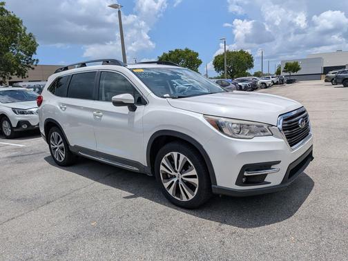 Crystal White Pearl 2020 Subaru Ascent Limited 7-Passenger