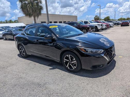 Super Black 2024 Nissan Sentra SV