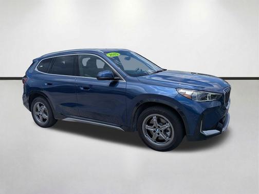Phytonic Blue Metallic 2025 BMW X1 xDrive28i