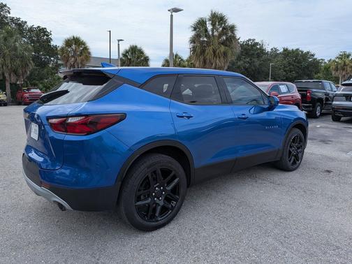 Kinetic Blue Metallic 2019 Chevrolet Blazer 1LT