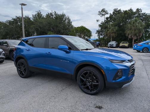 Kinetic Blue Metallic 2019 Chevrolet Blazer 1LT