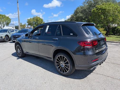 Gray Metallic 2022 Mercedes-Benz GLC 300 Base