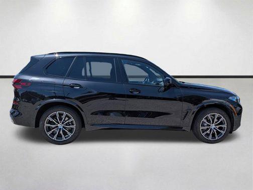 Black Sapphire Metallic 2026 BMW X5 sDrive40i