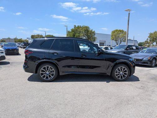 Black Sapphire Metallic 2026 BMW X5 sDrive40i