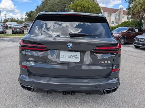 Dravit Grey Metallic 2024 BMW X5 M60i