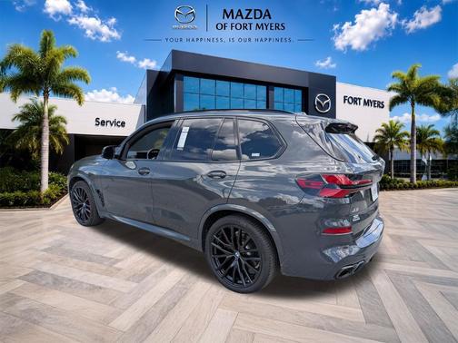 Dravit Grey Metallic 2024 BMW X5 M60i
