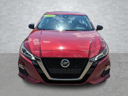 2021 Nissan Altima SR FWD