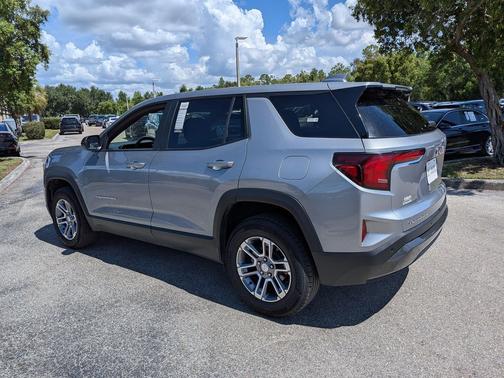 Sterling Metallic 2025 GMC Terrain FWD Elevation