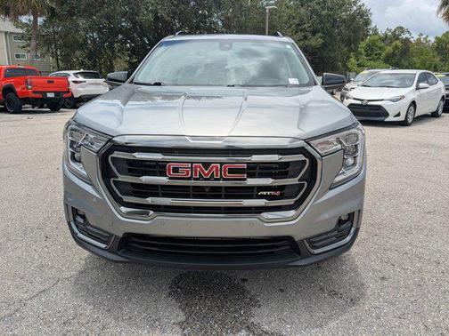 2024 GMC Terrain AWD AT4