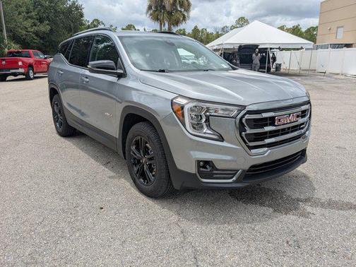 2024 GMC Terrain AWD AT4