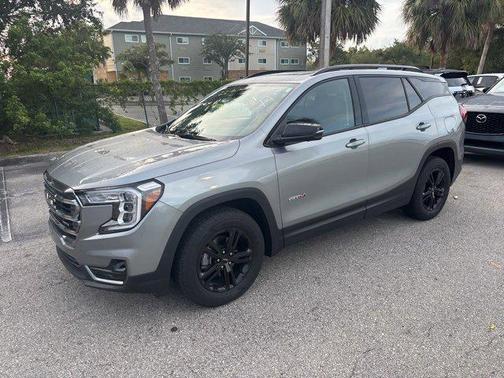 2024 GMC Terrain AWD AT4
