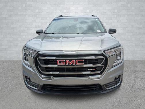 2024 GMC Terrain AWD AT4