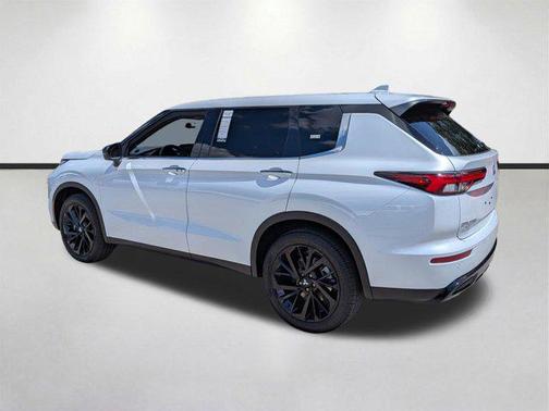 2024 Mitsubishi Outlander SE Black Edition S-AWC