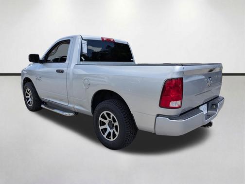 Bright Silver Metallic Clearcoat 2017 RAM 1500 Express