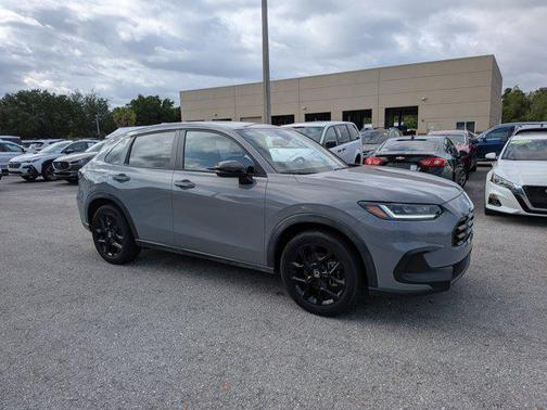 Urban Gray Pearl 2025 Honda HR-V 2WD Sport