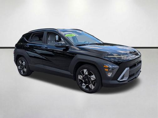 Abyss Black Pearl 2025 Hyundai KONA SEL Convenience