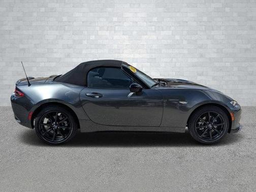 2021 Mazda MX-5 Miata Club